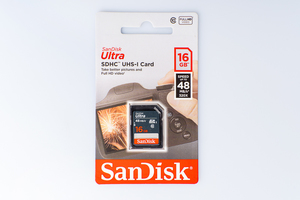 Флеш-накопитель Sandisk Карта памяти SDSDUNB-016G-GN3IN