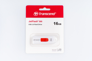 Флеш-накопитель Transcend 16GB JETFLASH 590 белый