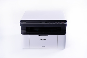 Многофункциональное устройство Brother DCP-1510R бело-черный, лазерный, A4, монохромный, ч.б. 20 стр