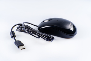 Мышь Microsoft L2 Basic Opt Mse Mac/Win USB EMEA EFR EN/AR/FR/EL/IT/RU/ES Hdwr Black